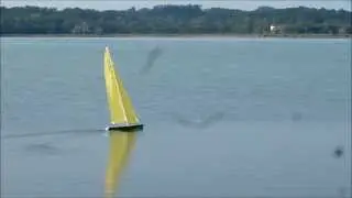 Barca a vela radiocomandata