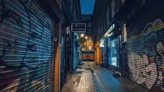 London Walk at Dawn through Quiet West End & Soho Streets to Buckingham Palace