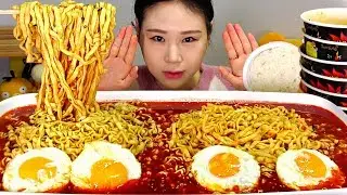 불닭볶음탕면 Stew type hot chicken flavour noodles hot and spicy Fire noodles 먹방 Mukbang