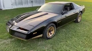 Black and Beautiful!  Check out this 1982 Firebird Trans Am!