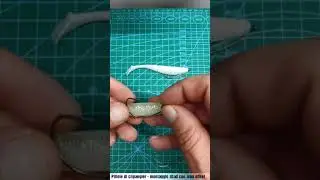 Base mount offset hook on soft shad