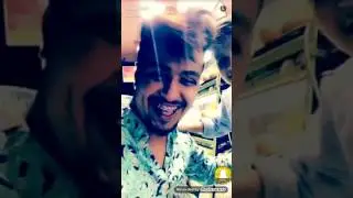 سناب خالد الرشيدي صديق فهد العرادي في لندن