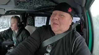 TUURINKAUPPOJA KOTIMATKALLA