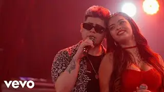 Amorina, Santiago Ca&ntilde;ete - Sola Estoy Mejor (Official Video)