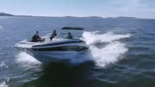 Crownline E235