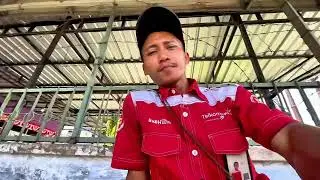 Solo fighter technician fiber optic repairing fiber optic cables