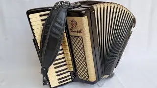 (VENDIDA) Acordeon 120 Baixos Scandalli Série Ouro “Eletrificada”