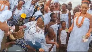 See What Happened When Ooni of Ife’s Wife Stepped Out to Dance with Water Goddess at Olokun Festival