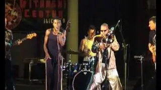 Joe Bowie & The Bastardz - Stranglin' me with your love