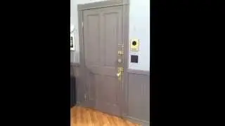 Seinfeld-Kramer's Entrance