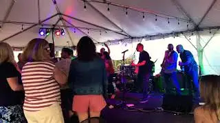 Elizabeth Tranka and &ldquo;The Refrigerators&rdquo; Stone in love