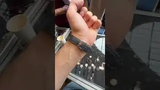 Omega &mdash; 4 500 &euro; Изысканный циферблат. Полный комплект. Стиль, который говорит за вас.