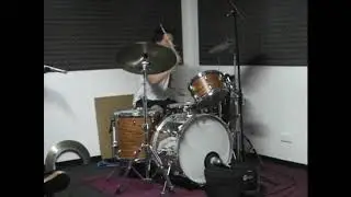 The Hives - Love in Plaster (swedish punkrock drum cover)