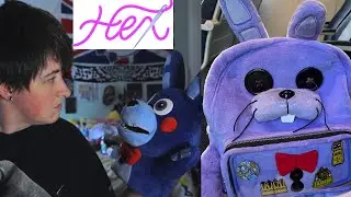 REVIEWING HEX'S NEW ITA BACKPACK AND BON BON HAND PUPPET!