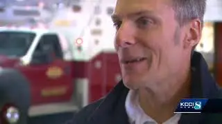 While arctic blast keeps some indoors, duty calls for others