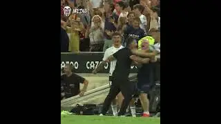 Gattuso showing his passion during our first LaLiga win of the season! AMUNT! 🔥🦇👏🏻