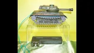 DAISY MATIC ARMY TANK MADE IN JAPAN BATTERY OPERATED TIN TOY