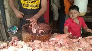 Chicken cutting style in Muslim By Expert Butcher in Pakistan chicken shop &bull; fast food fun 786