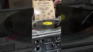 Wayne Smith - The Girl Just A Jiggle #reggae #80sdancehall #vinyl #oldschoolreggae