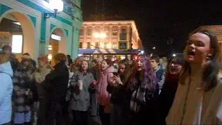 Уличные музыканты Питер Марк Зенков на Невском 20 октября ч1 - Если в сердце живёт любовь