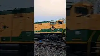 NS1067 Heritage Unit, Reading Lines Sporting Some Awesome Fresh Paint!