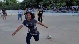 Interclasse LCO 2025: Final do Futsal Feminino: 9&deg; B: 1 x 0: 7&deg; A, B, C . Gol da Geysa. 