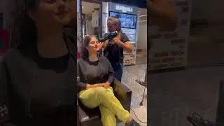 Looks Salon At Pacific Mall, Tagore Garden