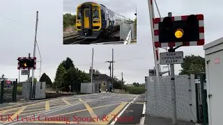 Oxmardyke Level Crossing, East Riding of Yorkshire