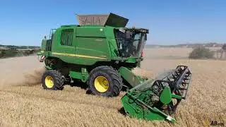 John Deere C670 - Moisson de blé