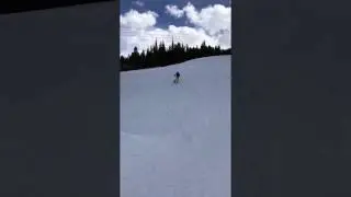 Flat 3 on skis