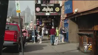 Shoppers Slowly Return To Strip District