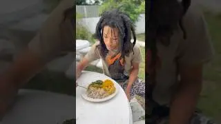 Another day another Dinner! Welcome to Iyah Vegan Kitchen JA 🙌🏽🇯🇲🥙 #iyah #vegan #jamaica