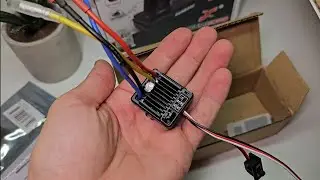 The Admirer Unboxing / Hobbywing Quickrun 1060 ESC for 2-3S battery and brushed motor