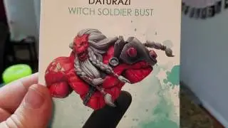 Luxumbra kickstarter unboxing of infinity busts.