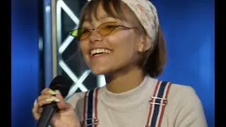 YOU ASKED: Does Grace VanderWaal have blue or gray eyes?  The world may never know.
