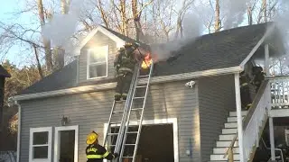 RAW: East Main Street 1st Alarm Garage Fire in Orange 01/08/2026