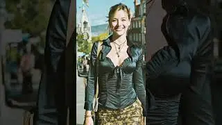 Russian Girl - Golden Hour Street Walk Fashionable Look #model #fashion #viral #shorts