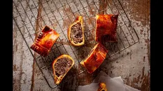 Рулца с наденица | В кухнята на шеф Марк Мориарти: Завръщане у дома | 24Kitchen Bulgaria