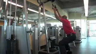 Keith Love - Squatting Lat Pulldown - Gold's Gym Mukilteo
