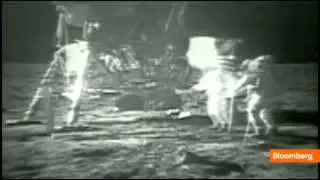 NASA Space Auction Sells Moonwalkers' 'Right Stuff'