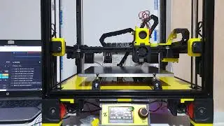 Quad gantry level adjustment with KlickyNG probe