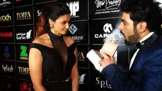 Daisy Shah on the TOIFA 2016 Gold Carpet with City 1016 #TOIFA2016