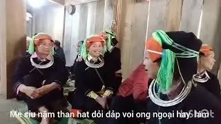 Di dam cuoi thoi  kh&ocirc;i m&yacute; xa viet lam gap hai ban hat lam @