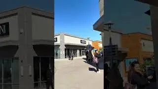Toronto Premium Outlet
