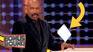 Steve Harvey Throws Cards