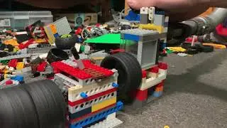 Lego Vacuum Engine with 4 Speed Transmission