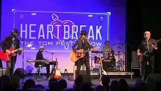 Learning to Fly - Heartbreak The Tom Petty Show at Henley on Thames 🎩🎸🎙 #tompetty 