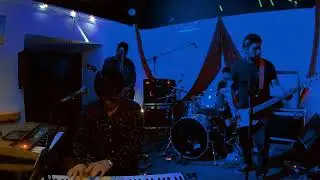 As&iacute; fue el OUTRO de COMFUZZTIBLE en el 2025 - Live Session
