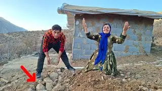 Странный и надёжный способ построить дом: Захра и её возлюбленный.