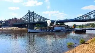 S&auml;chsische Dampfschiffahrt Dresden Boote Leipzig & Gr&auml;fin Cosel am Blauen Wunder in Dresden